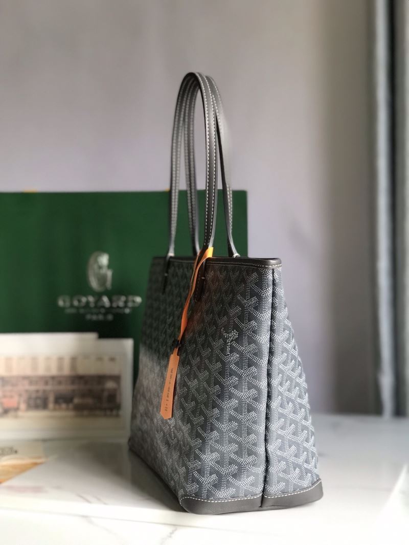 Goyard Shopping Bags